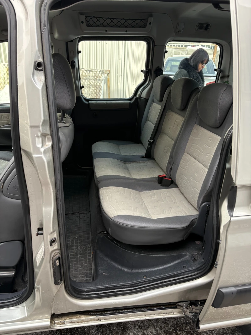 Peugeot Partner 2.0 HDI, снимка 11 - Автомобили и джипове - 53085253