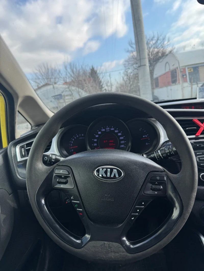Kia Ceed 1.4 бензин-газ, снимка 6 - Автомобили и джипове - 53139905