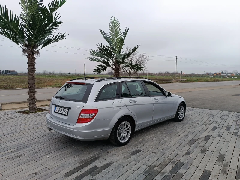 Mercedes-Benz C 220  Комби , снимка 5 - Автомобили и джипове - 53220229
