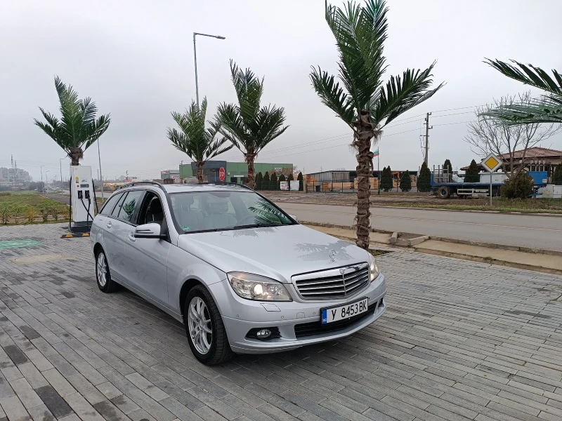 Mercedes-Benz C 220  Комби , снимка 6 - Автомобили и джипове - 53220229