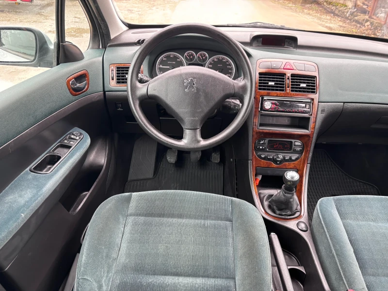 Peugeot 307 2.0HDI 90кс Климатроник, снимка 11 - Автомобили и джипове - 53466786