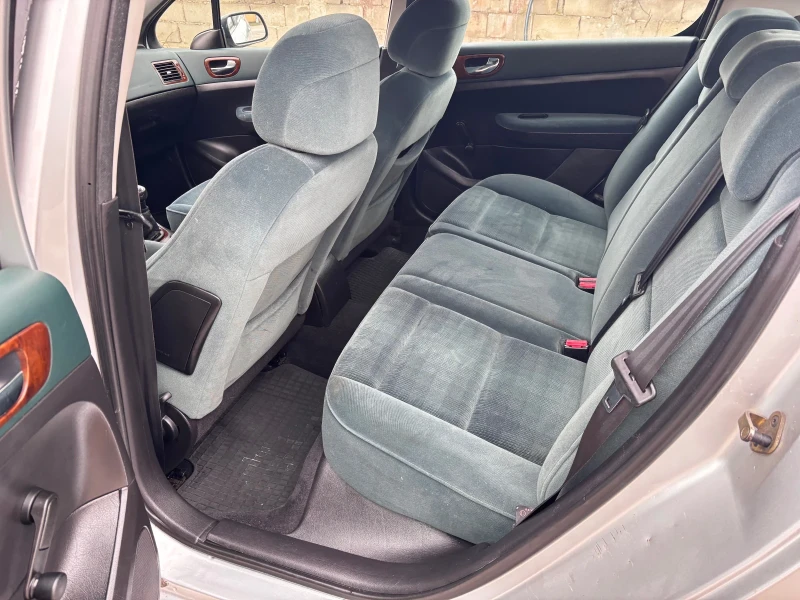 Peugeot 307 2.0HDI 90кс Климатроник, снимка 14 - Автомобили и джипове - 53466786