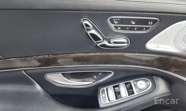 Mercedes-Benz S 350 4MATIC* 130к км* Bluetec* CAM* Burmerster* м.Точки, снимка 14 - Автомобили и джипове - 55251135
