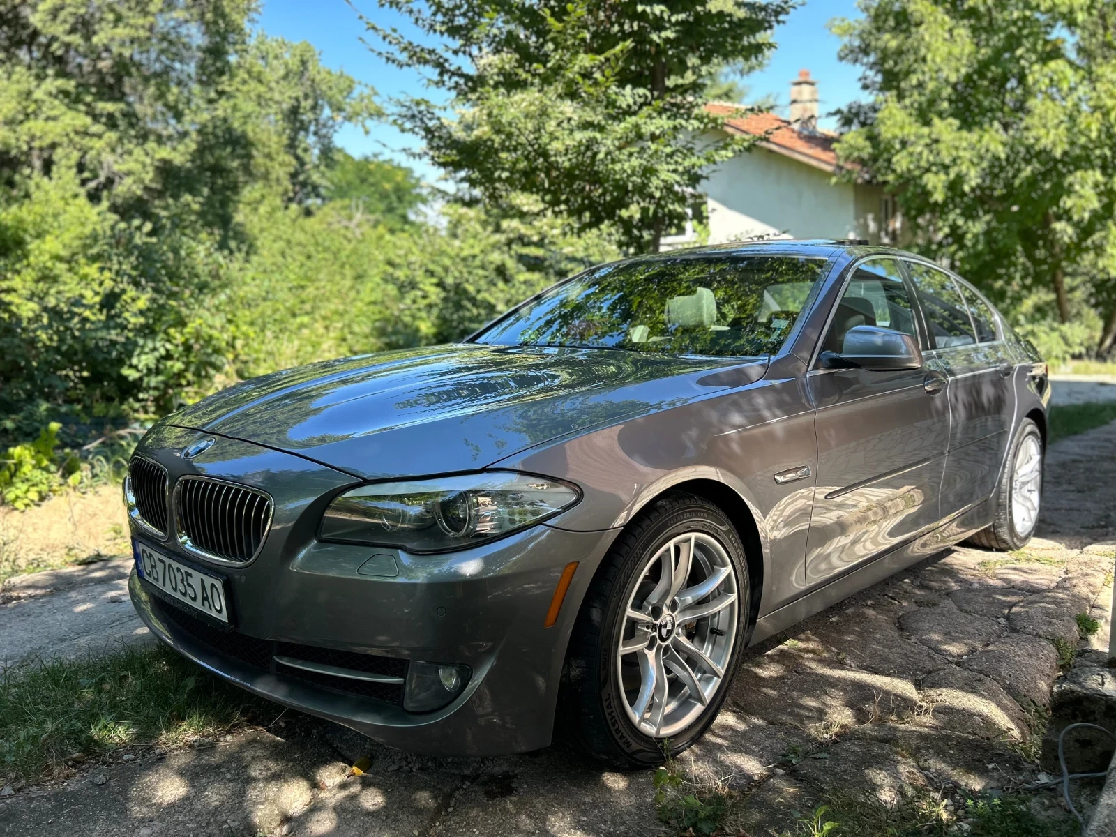 BMW 535 i MT RWD, снимка 1