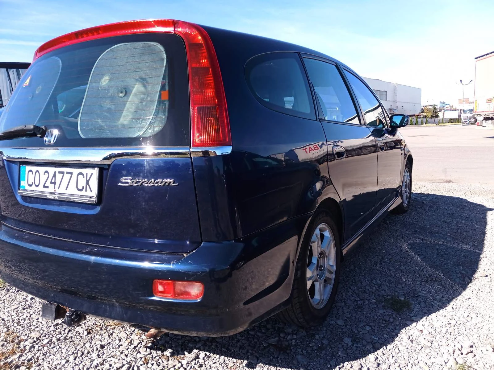 Honda Stream 2.0 i-vtec - изображение 5