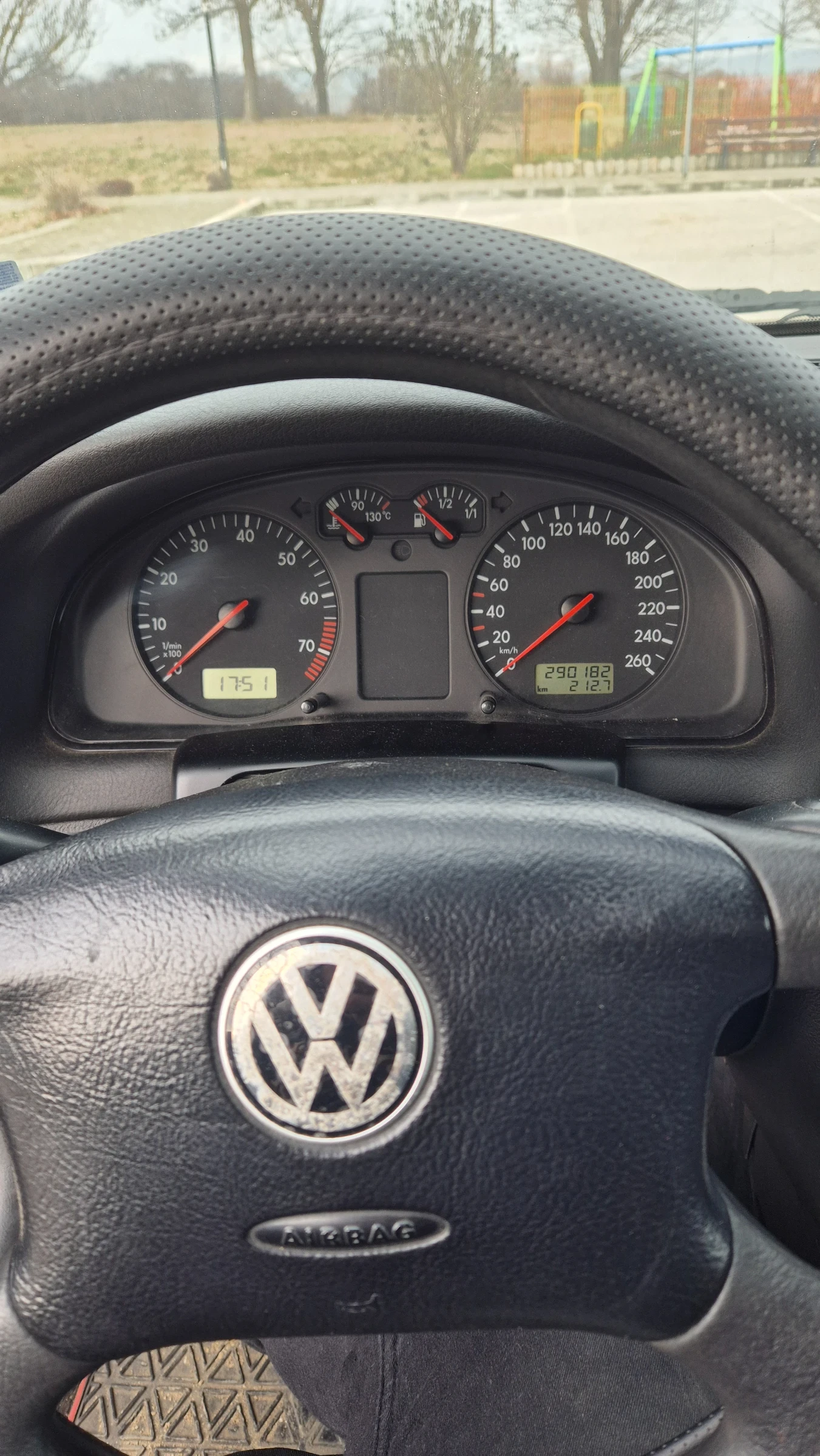VW Passat  - изображение 10