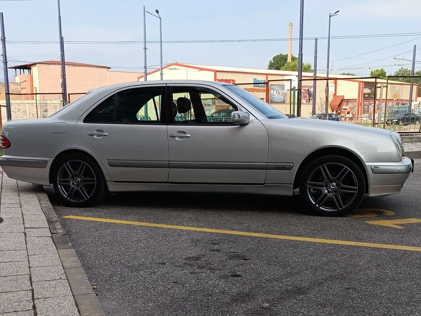 Mercedes-Benz E 320 W210 4matic  - изображение 4