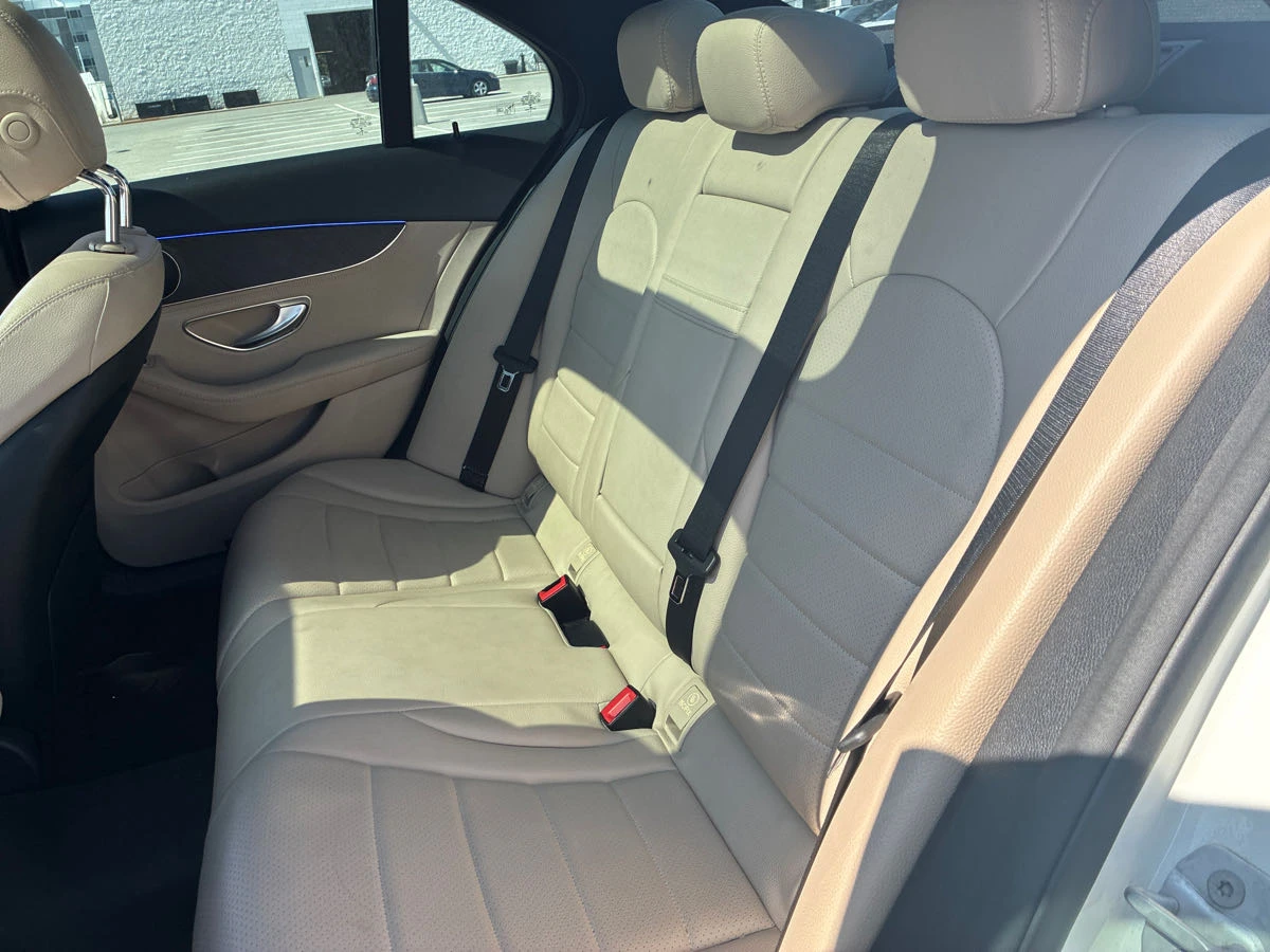 Mercedes-Benz C 300 * 4MATIC * CARFAX * БЕЗ ПЪРВОНАЧАЛНА ВНОСКА - изображение 8