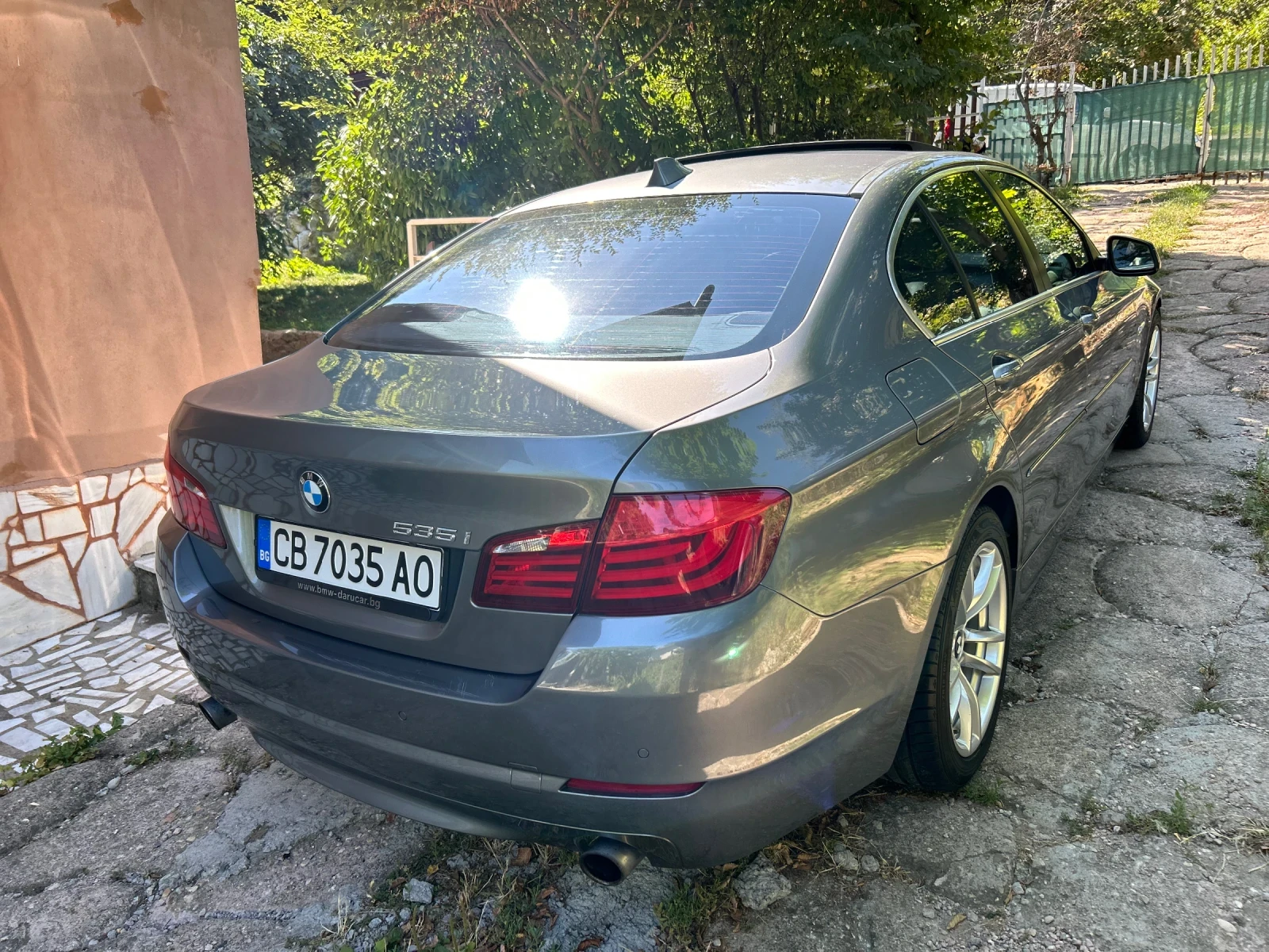 BMW 535 i MT RWD - изображение 5