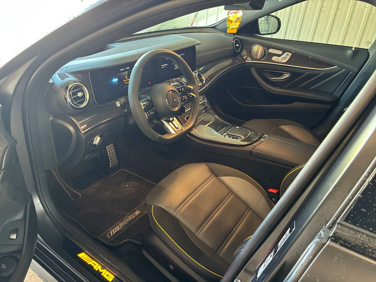 Mercedes-Benz E 63 AMG S* CARFAX* АВТОФИНАНСИРАНЕ* БЕЗ ПЪРВОНАЧАЛНА ВНОСК - изображение 6