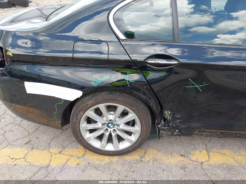BMW 535 * АВТО КРЕДИТ* ЦЕНА ДО БГ * СЕРВИЗНА ИСТОРИЯ *  | Mobile.bg — изображение 14