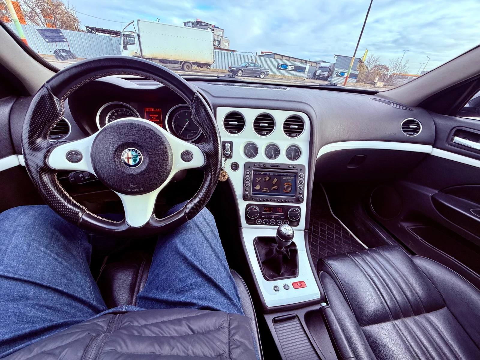 Alfa Romeo 159 1, 9 JTDm 16v | Mobile.bg   12