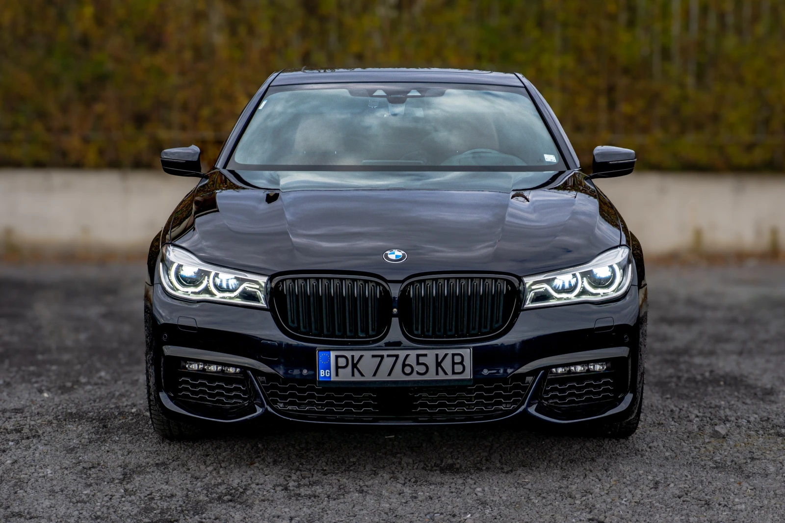 BMW 740 xDrive-РЕГИСТРИРАНА-ПЕРФЕКТНА-ГАРАНЦИЯ - изображение 2