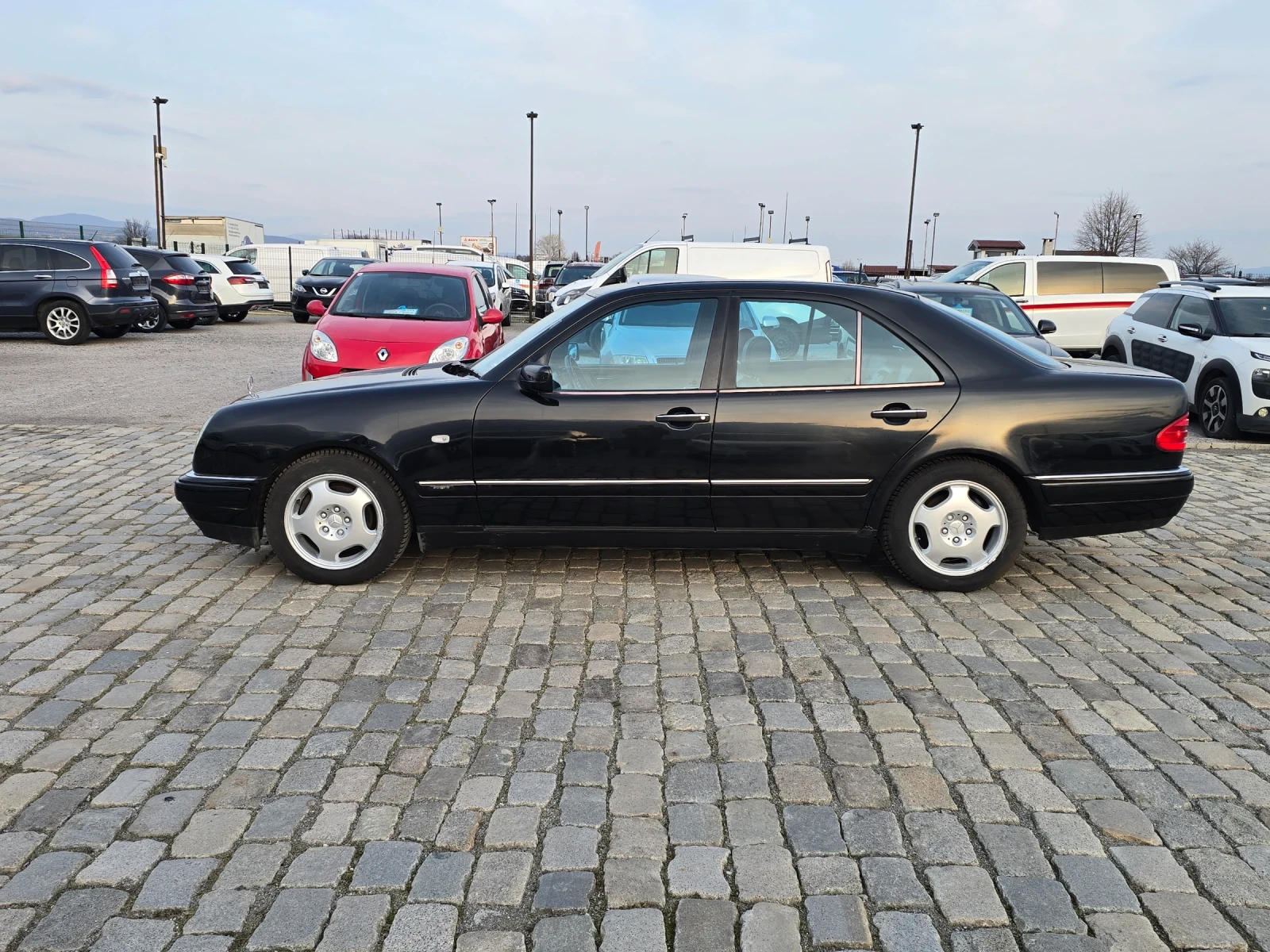Mercedes-Benz E 300 TD AVANTGARDE ������� ��������� | Mobile.bg � ����������� 4