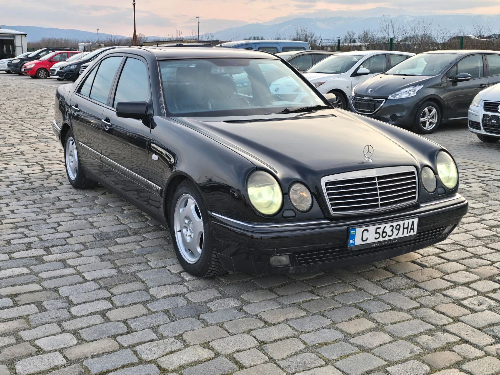 Mercedes-Benz E 300 TD AVANTGARDE ������� ��������� | Mobile.bg � ����������� 1