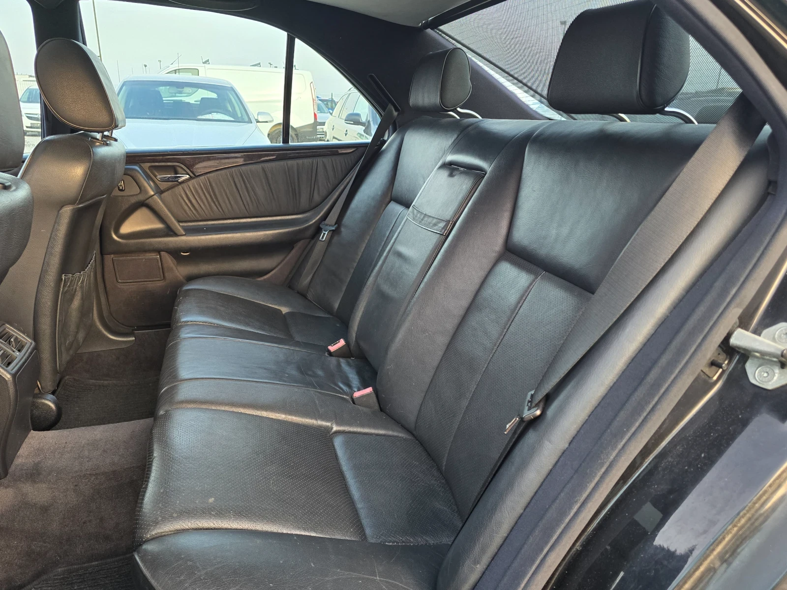 Mercedes-Benz E 300 TD AVANTGARDE ������� ��������� | Mobile.bg � ����������� 14
