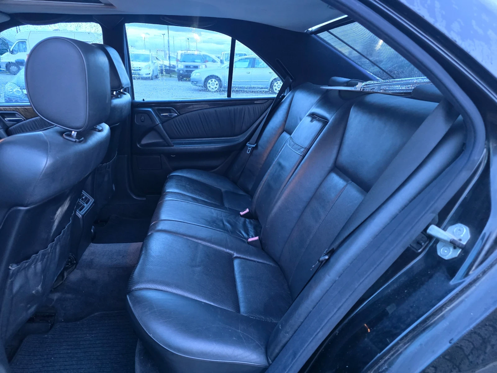Mercedes-Benz E 300 TD AVANTGARDE ������� ��������� | Mobile.bg � ����������� 14