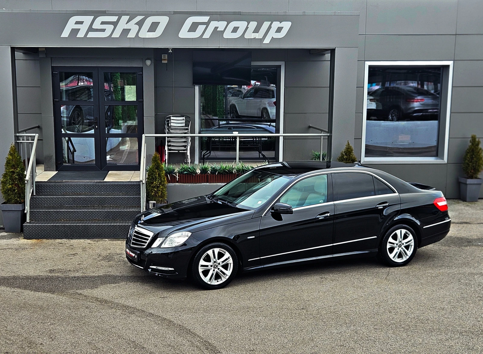 Mercedes-Benz E 350 AMG/AVANGARDE/�������/�����/AMBIENT/AUTO H/F1/LIZI | Mobile.bg � ����������� 17