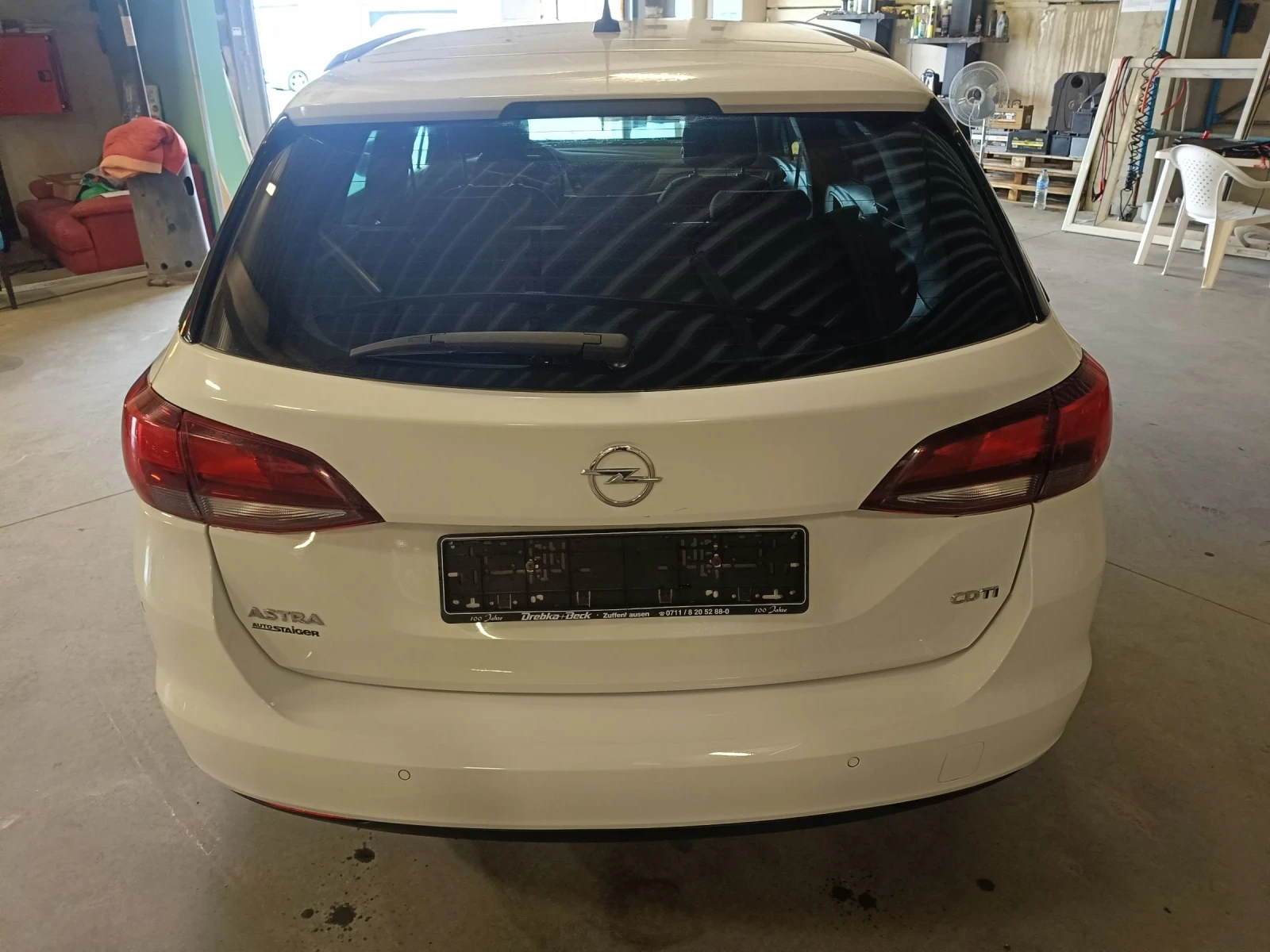 Opel Astra 1.6 CDTI, снимка 4 - Автомобили и джипове - 53960511