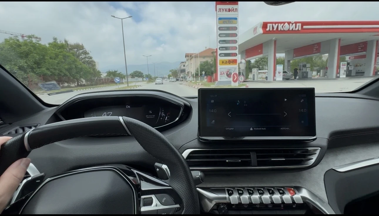 Peugeot 3008 1, 5 HDI, GT, PANORAMA, снимка 2 - Автомобили и джипове - 54013649