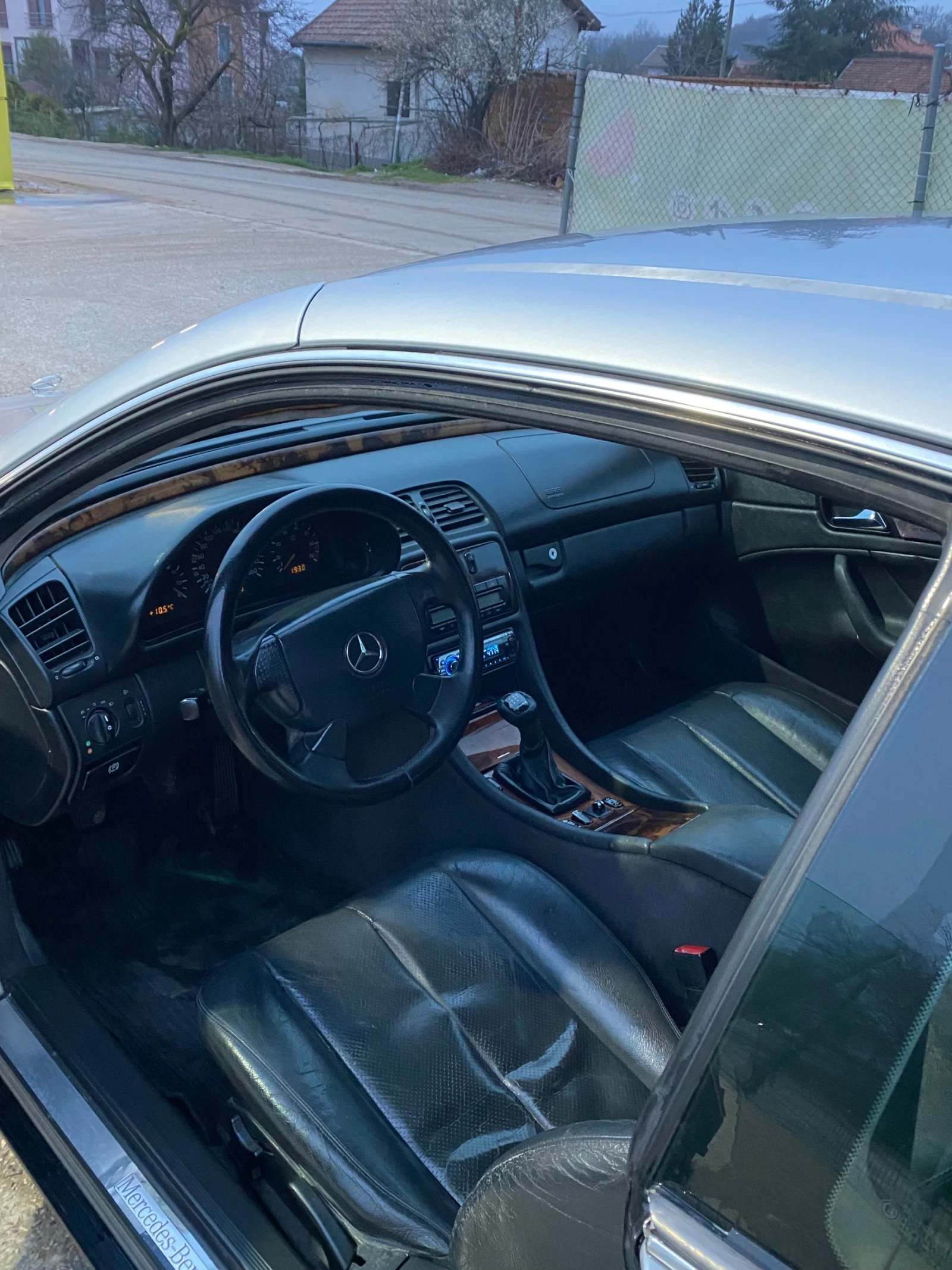 Mercedes-Benz CLK CLK 200 Kompressor, снимка 6 - Автомобили и джипове - 54093123