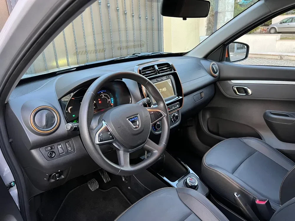 Dacia Spring Comfort Plus 24000km, снимка 5 - Автомобили и джипове - 54094952