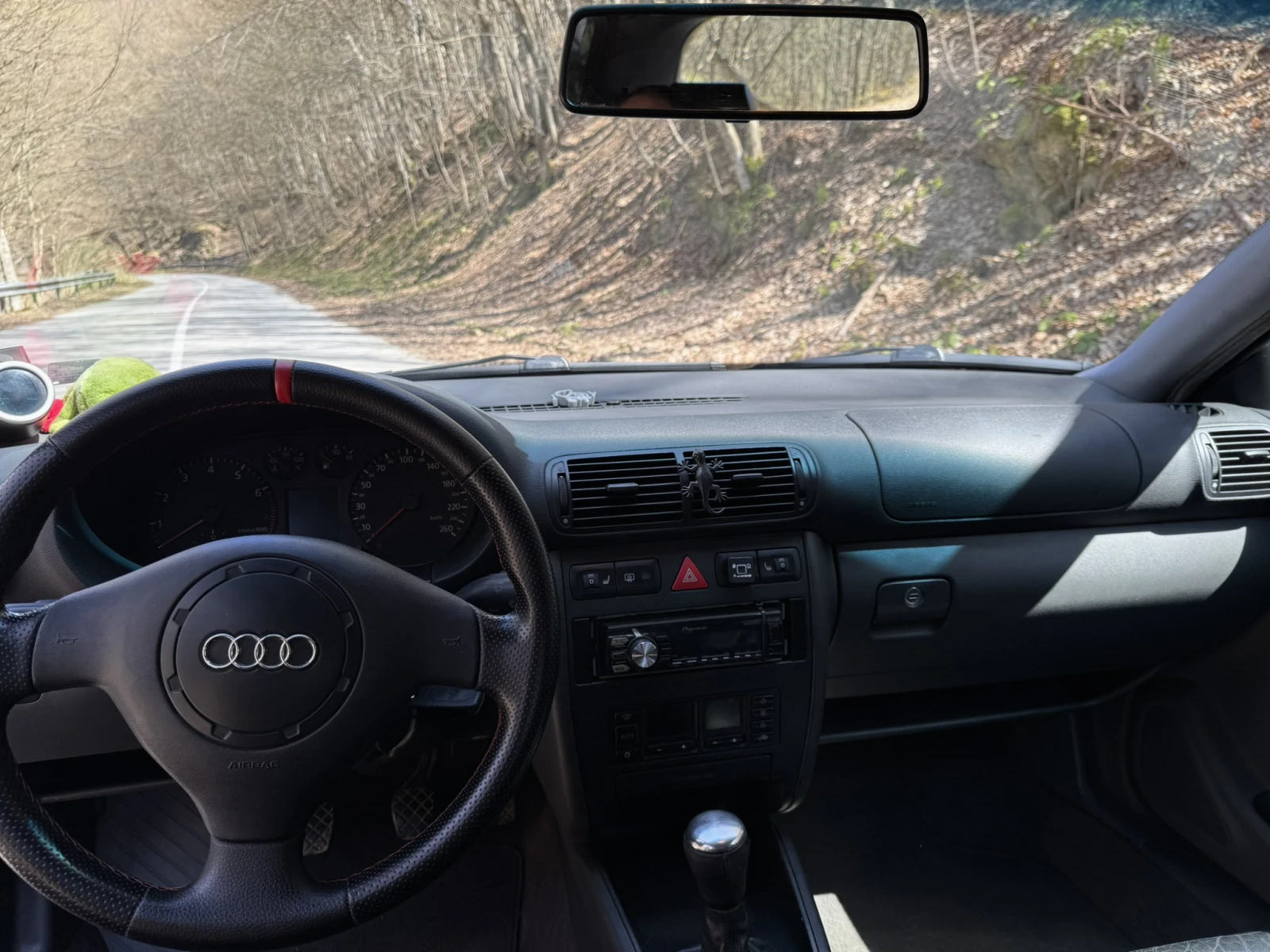 Audi A3 1.8Т, снимка 11 - Автомобили и джипове - 54190251