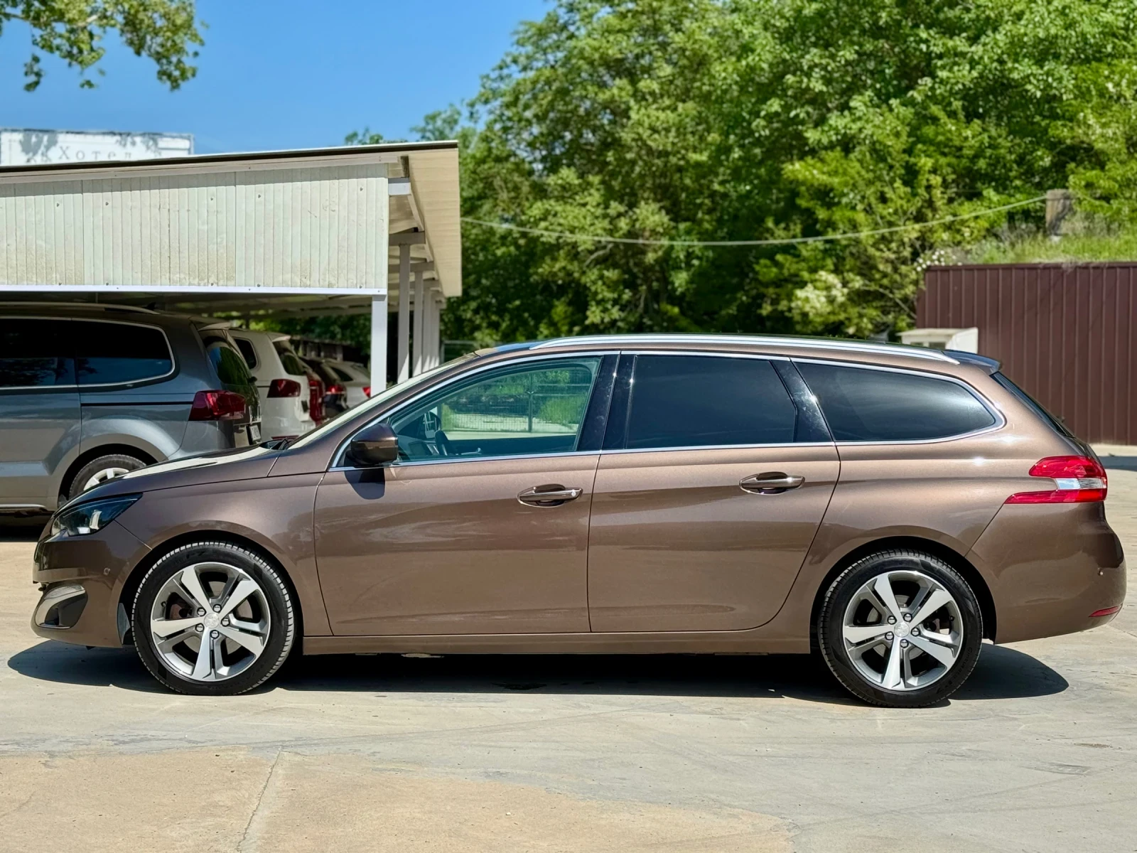 Peugeot 308 * 2.0HDI* 150ks* ALLURE* AUTO* DISR* KEYLESS* , снимка 4 - Автомобили и джипове - 54510343