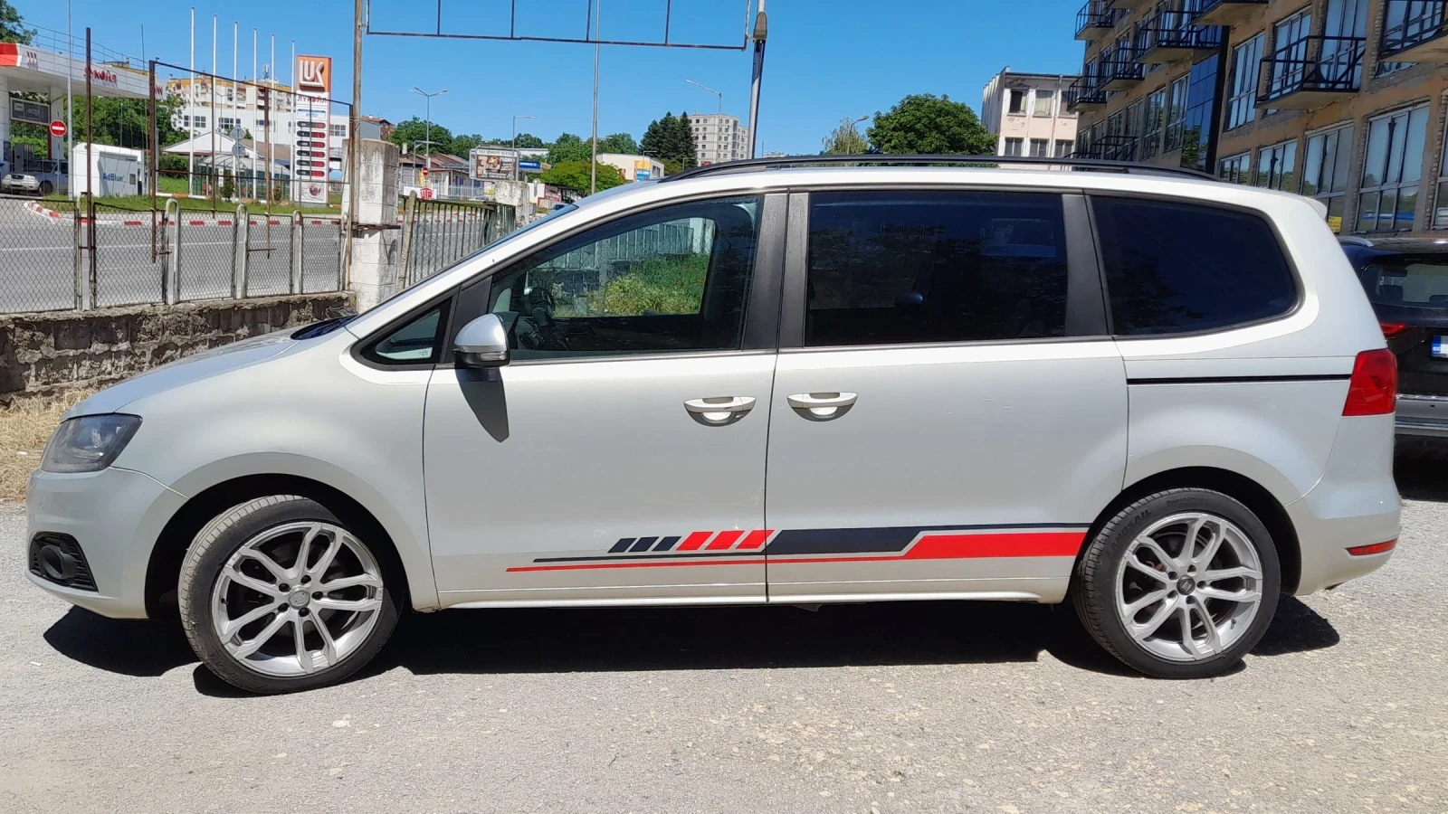 Seat Alhambra 2.0TDI DSG 6+ 1m , снимка 2 - Автомобили и джипове - 54662631