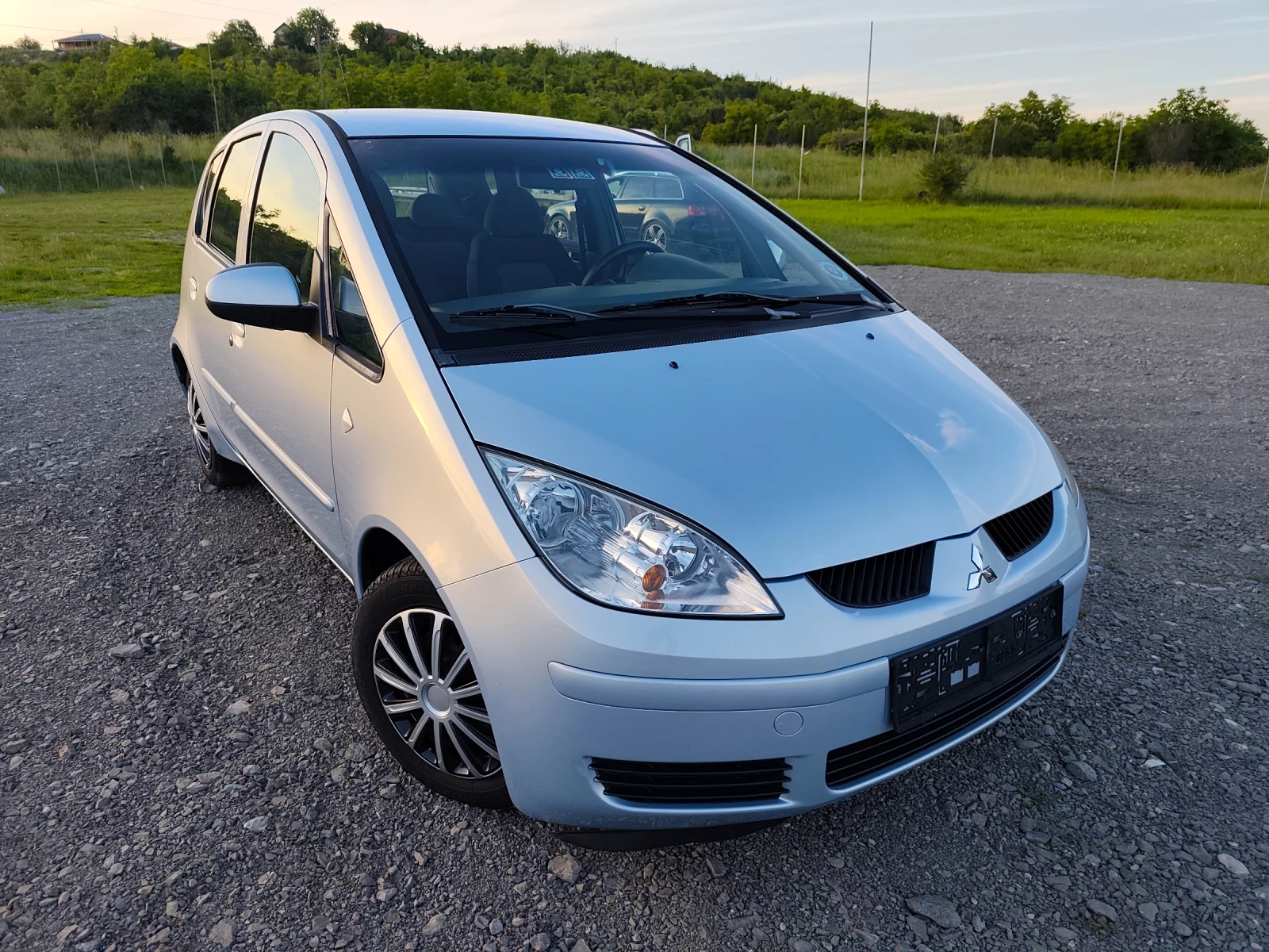 Mitsubishi Colt 1.3i Автомат