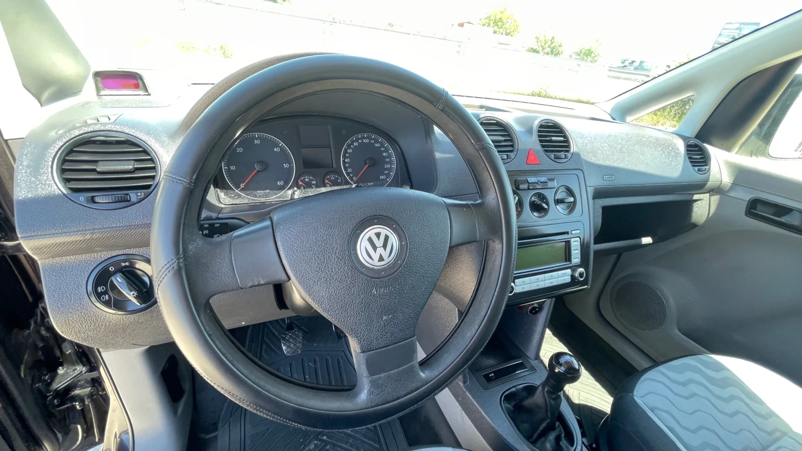 VW Caddy 2.0SDI, снимка 6 - Автомобили и джипове - 54719609