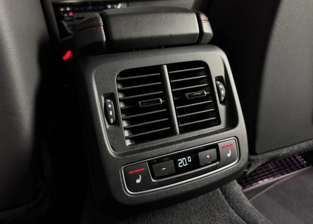 Audi E-Tron GT RS, снимка 10 - Автомобили и джипове - 54735312