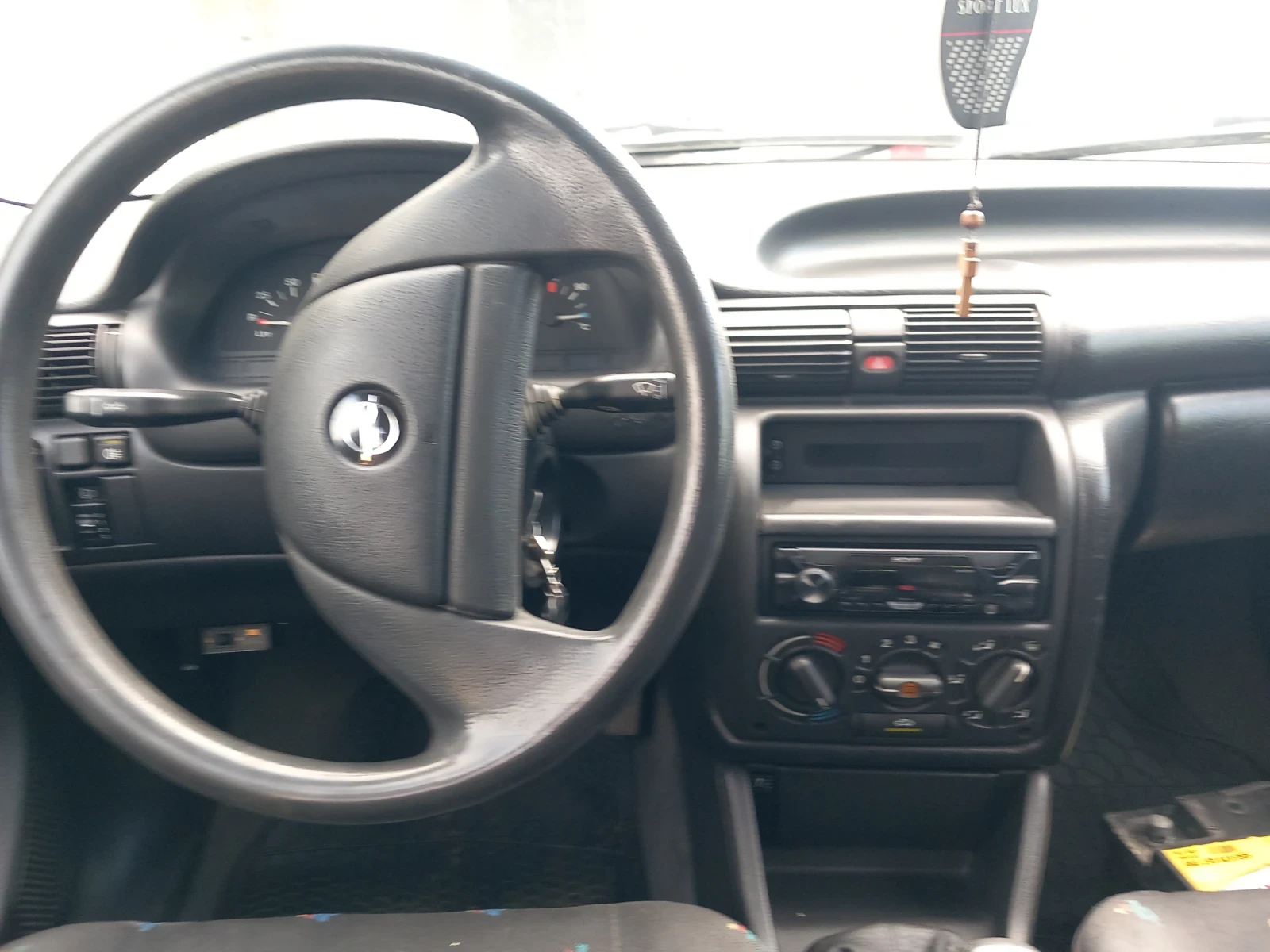 Opel Astra, снимка 11 - Автомобили и джипове - 54787655