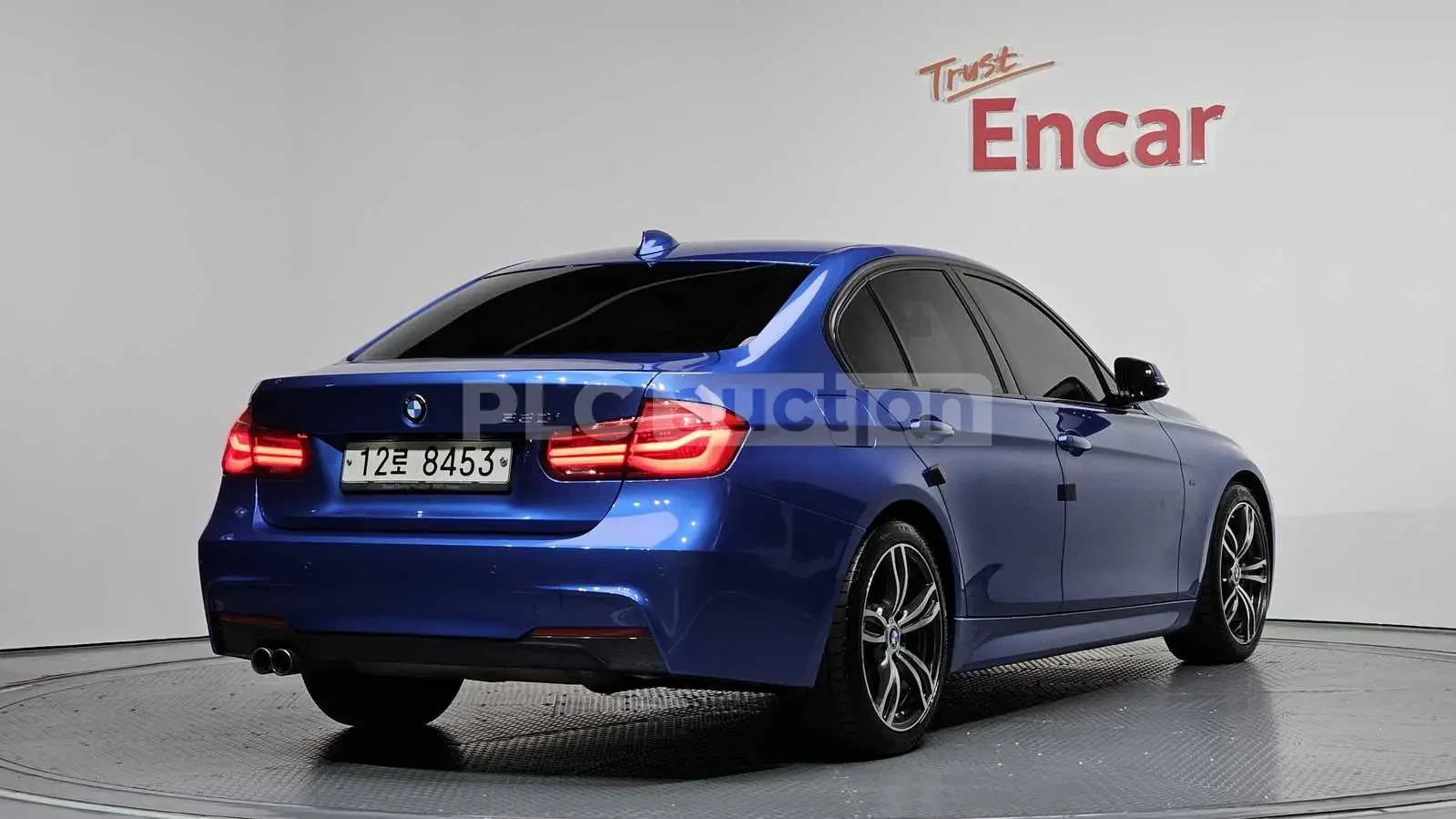 BMW 330 i Mpack| HUD| КАМЕРА| ПЕРА| ПОДГРЕВ| ВКЛ.ТЕХНОТЕСT, снимка 2 - Автомобили и джипове - 54869317