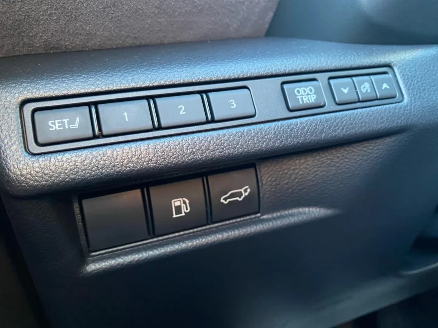 Lexus LBX ���!/COOL/136HP/HUD/360/MEMO/NAVI/LED/KLESS/406q | Mobile.bg � ����������� 13