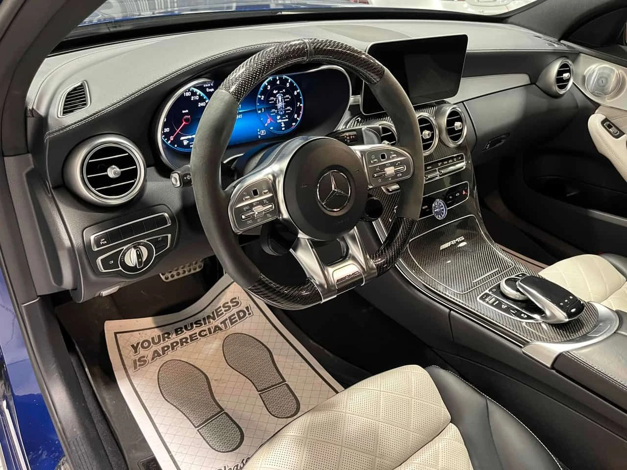 Mercedes-Benz C 63 AMG * CARFAX * DISIGNO * CARBON * CATLESS DOWNPIPES, снимка 5 - Автомобили и джипове - 55202145
