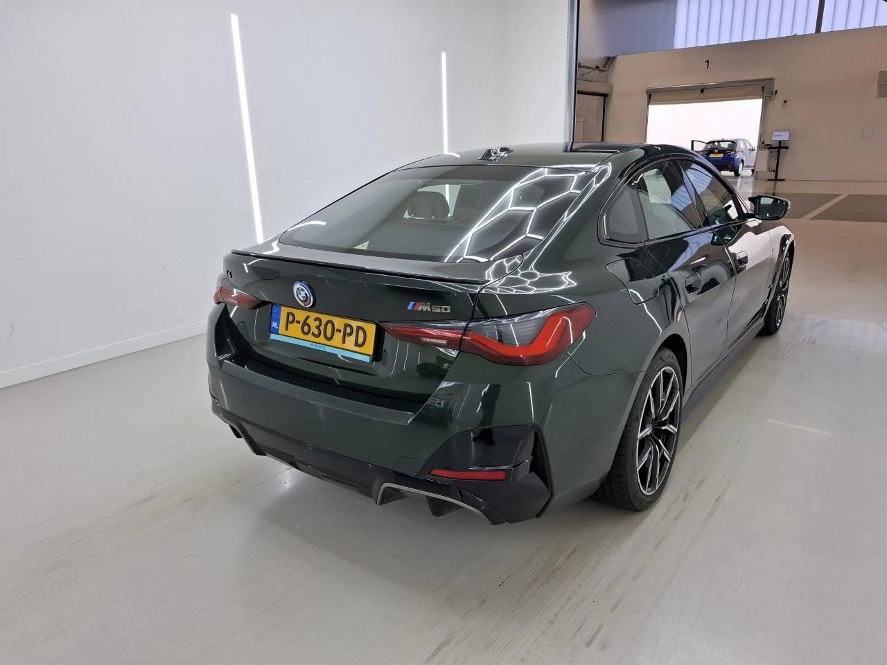 BMW i4 M 50 M Sport - xDrive 544 к.с, снимка 4 - Автомобили и джипове - 55300655