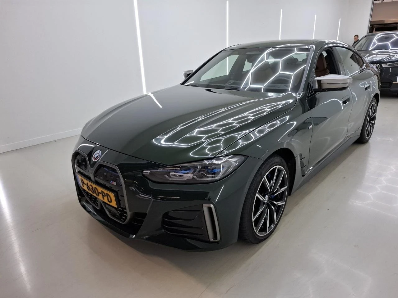 BMW i4 M 50 M Sport - xDrive 544 к.с, снимка 2 - Автомобили и джипове - 55300655