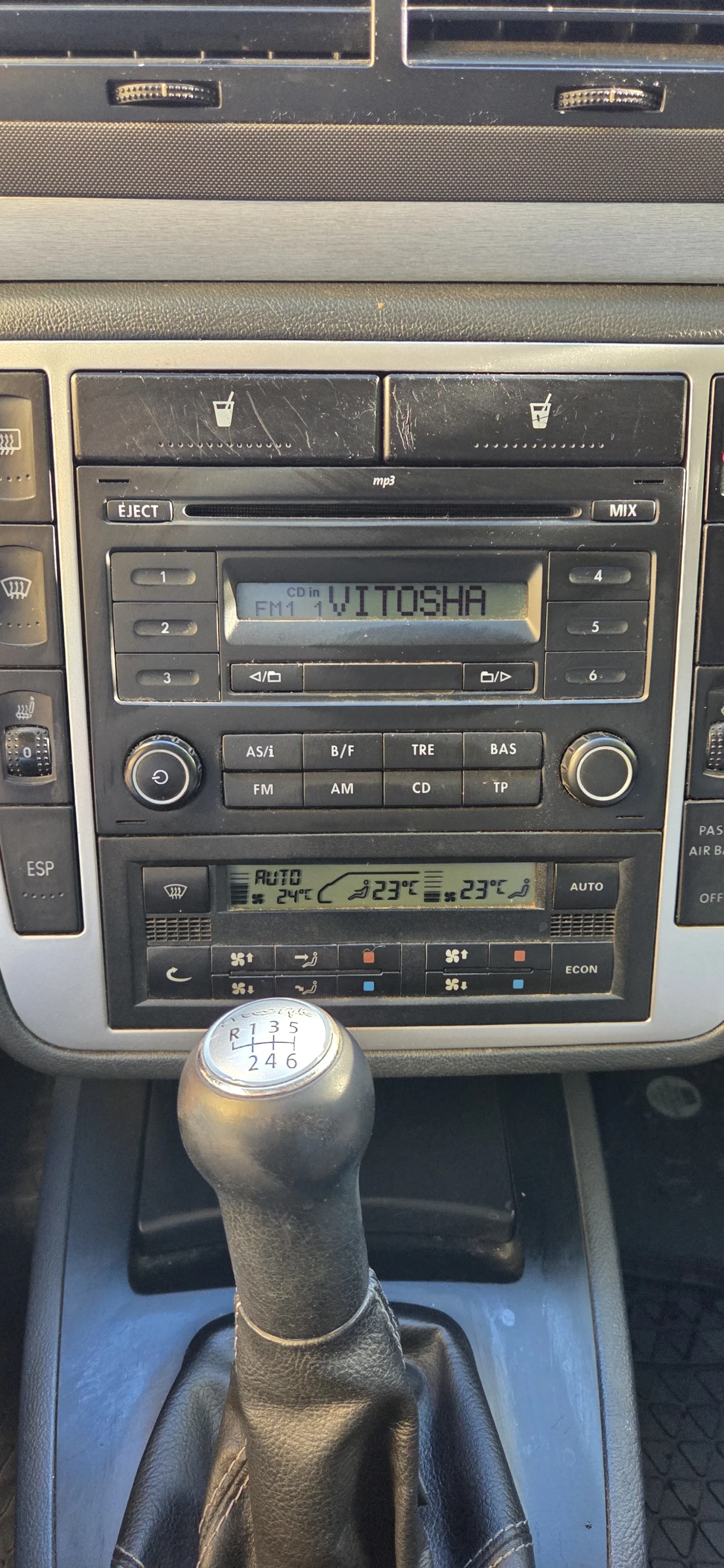 VW Sharan 2.0 TDI, снимка 6 - Автомобили и джипове - 55936019
