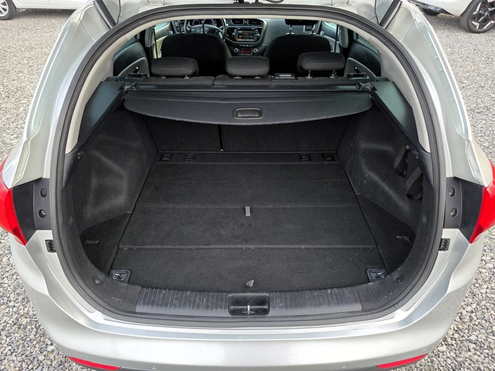 Kia Ceed 1.6GDi/135, снимка 16 - Автомобили и джипове - 55843065