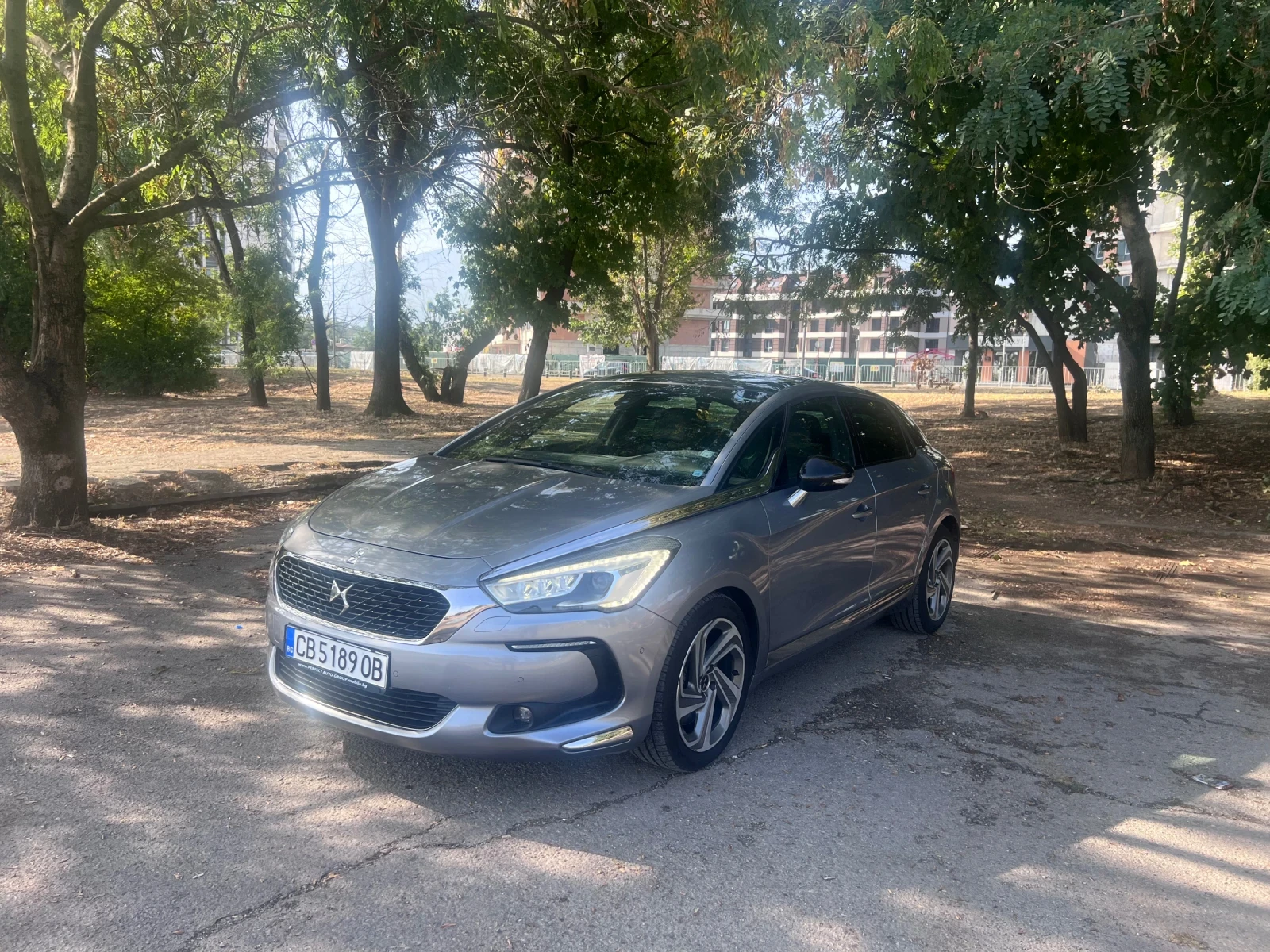 Citroen DS5 2.0HDI!РЕГИСТРИРАНА!ОБСЛУЖЕНА!