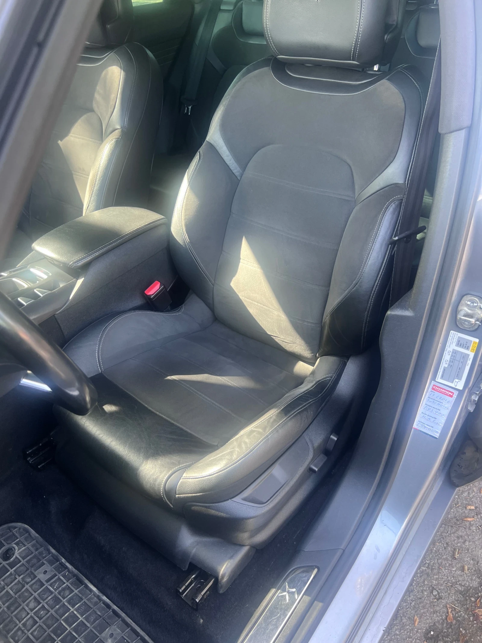 Citroen DS5 2.0HDI!РЕГИСТРИРАНА!ОБСЛУЖЕНА!, снимка 8 - Автомобили и джипове - 55875378
