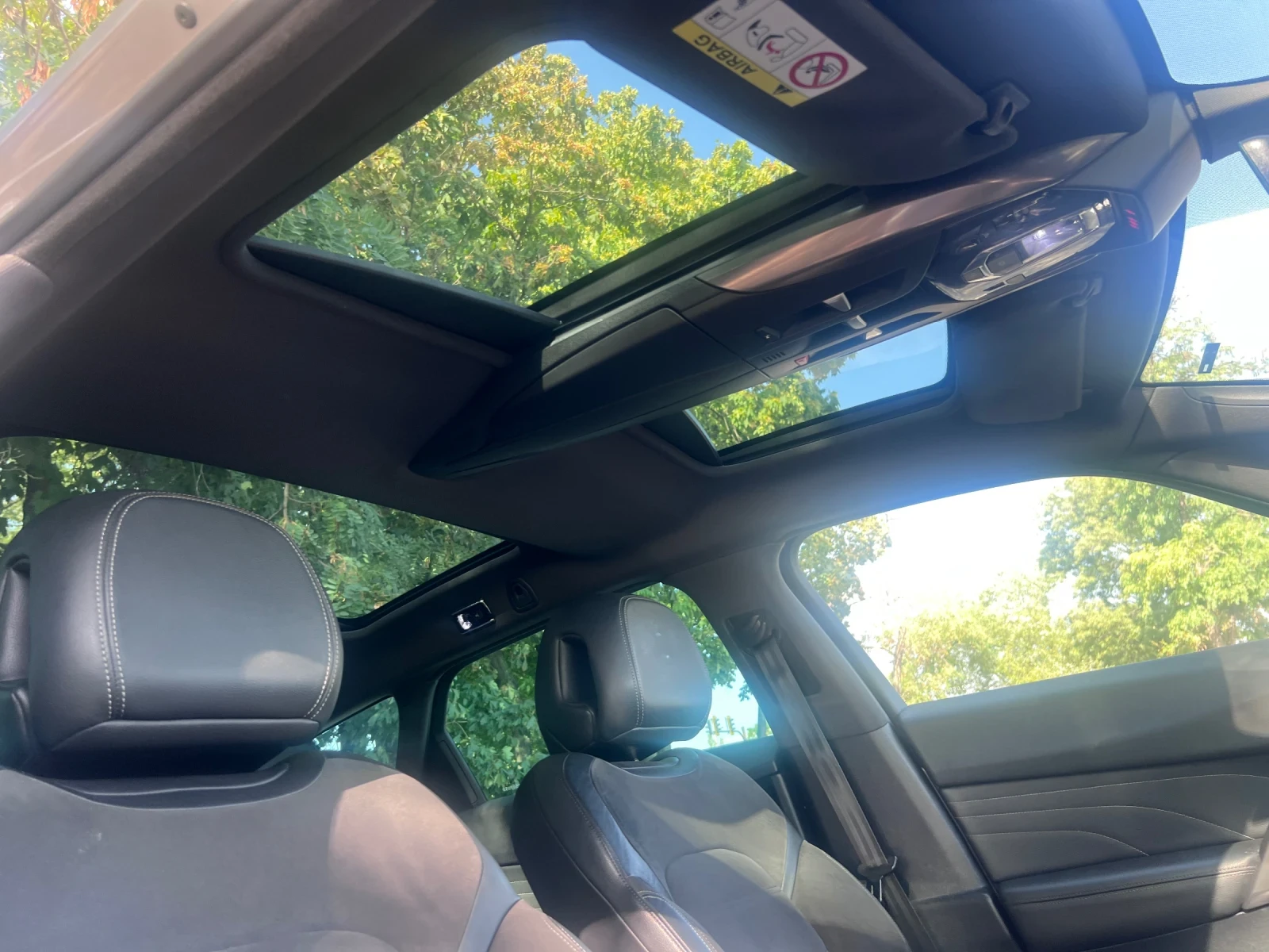 Citroen DS5 2.0HDI!РЕГИСТРИРАНА!ОБСЛУЖЕНА!, снимка 12 - Автомобили и джипове - 55875378