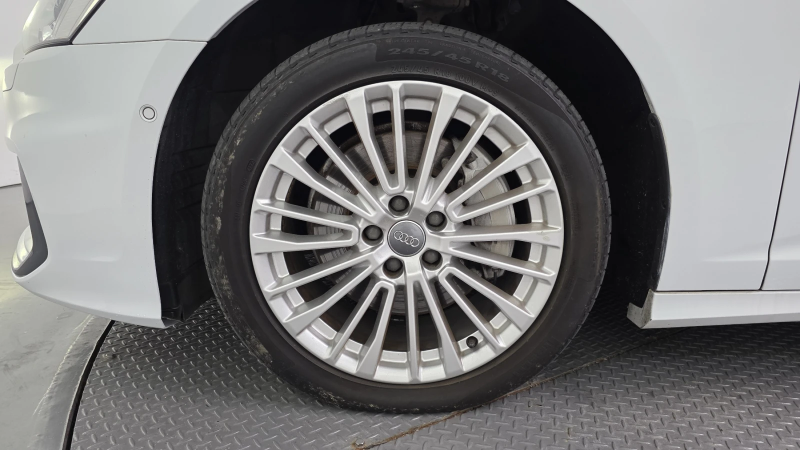 Audi A6 45 TFSI quattro* HUD* BLIND SPOT* ЛЮК* КРАЙНА ЦЕНА, снимка 5 - Автомобили и джипове - 55983987