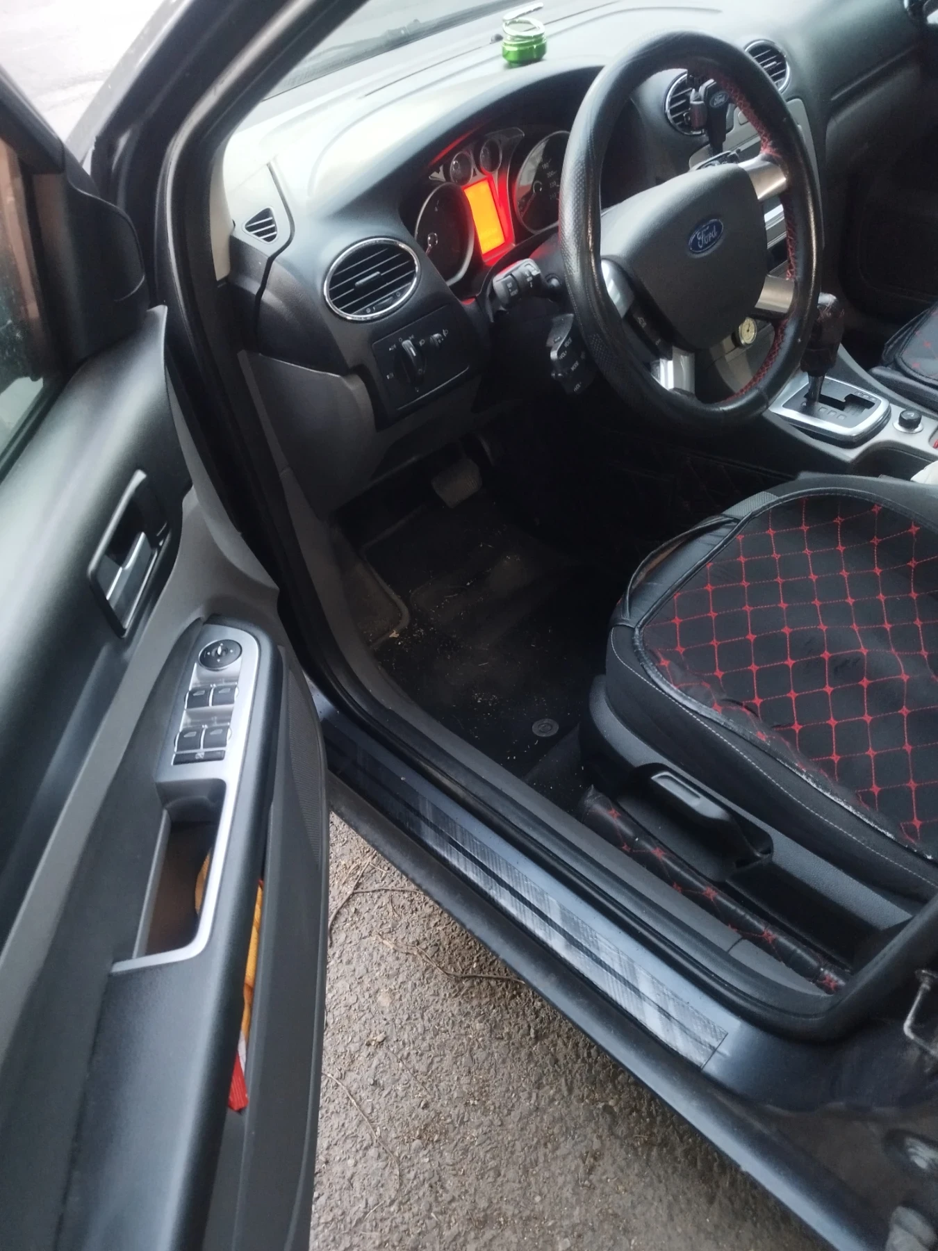 Ford Focus, снимка 2 - Автомобили и джипове - 56011657