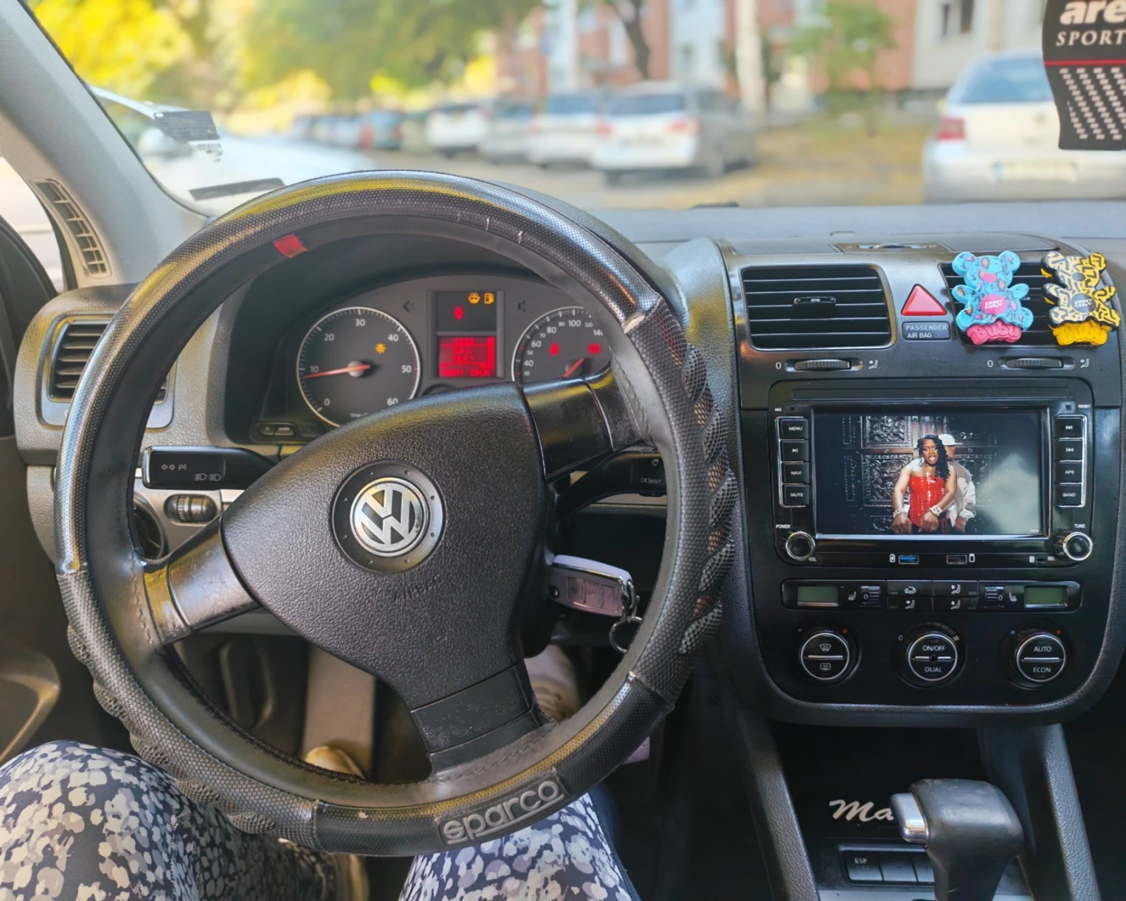 VW Golf 5, снимка 9 - Автомобили и джипове - 56443308