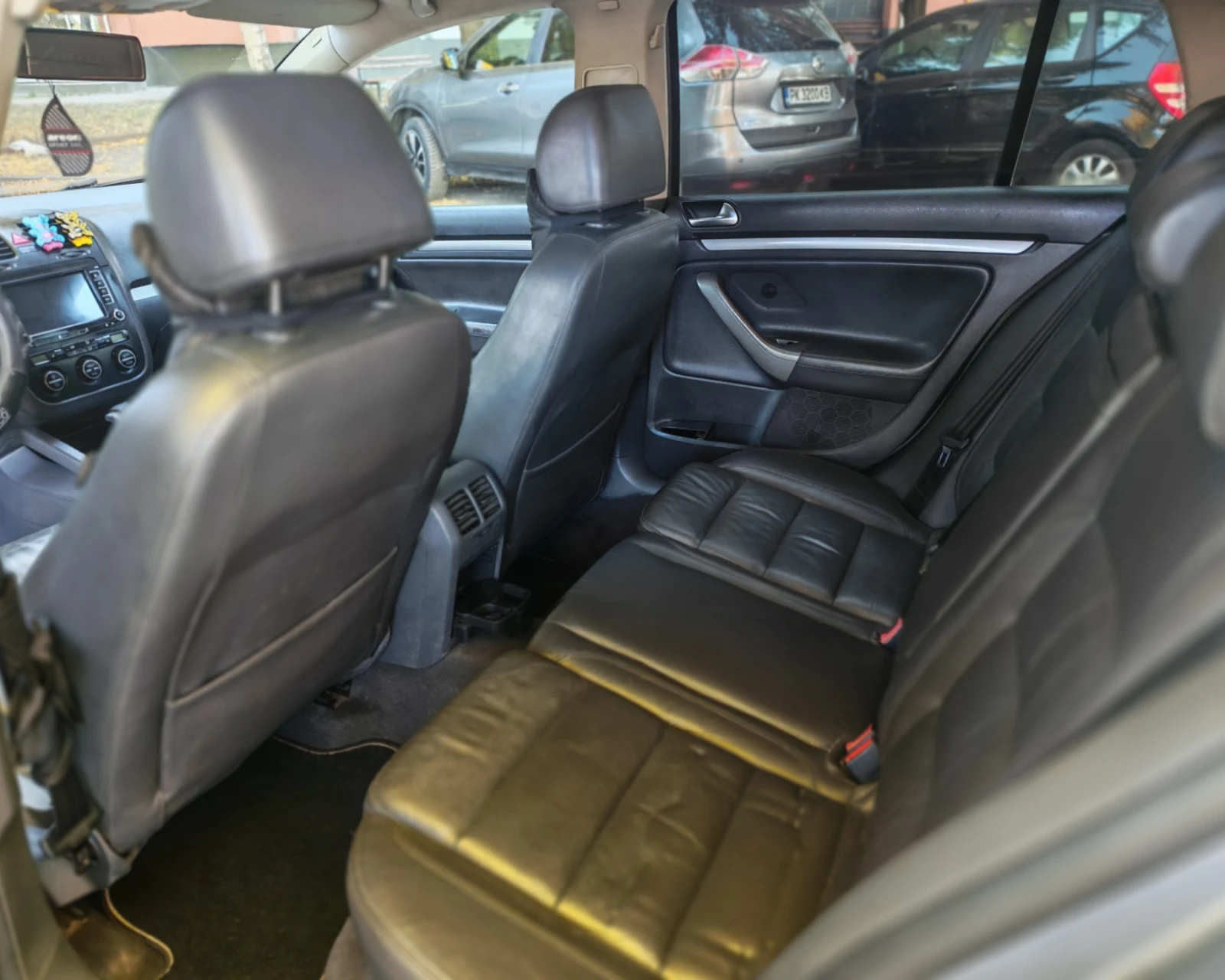 VW Golf 5, снимка 8 - Автомобили и джипове - 56443308