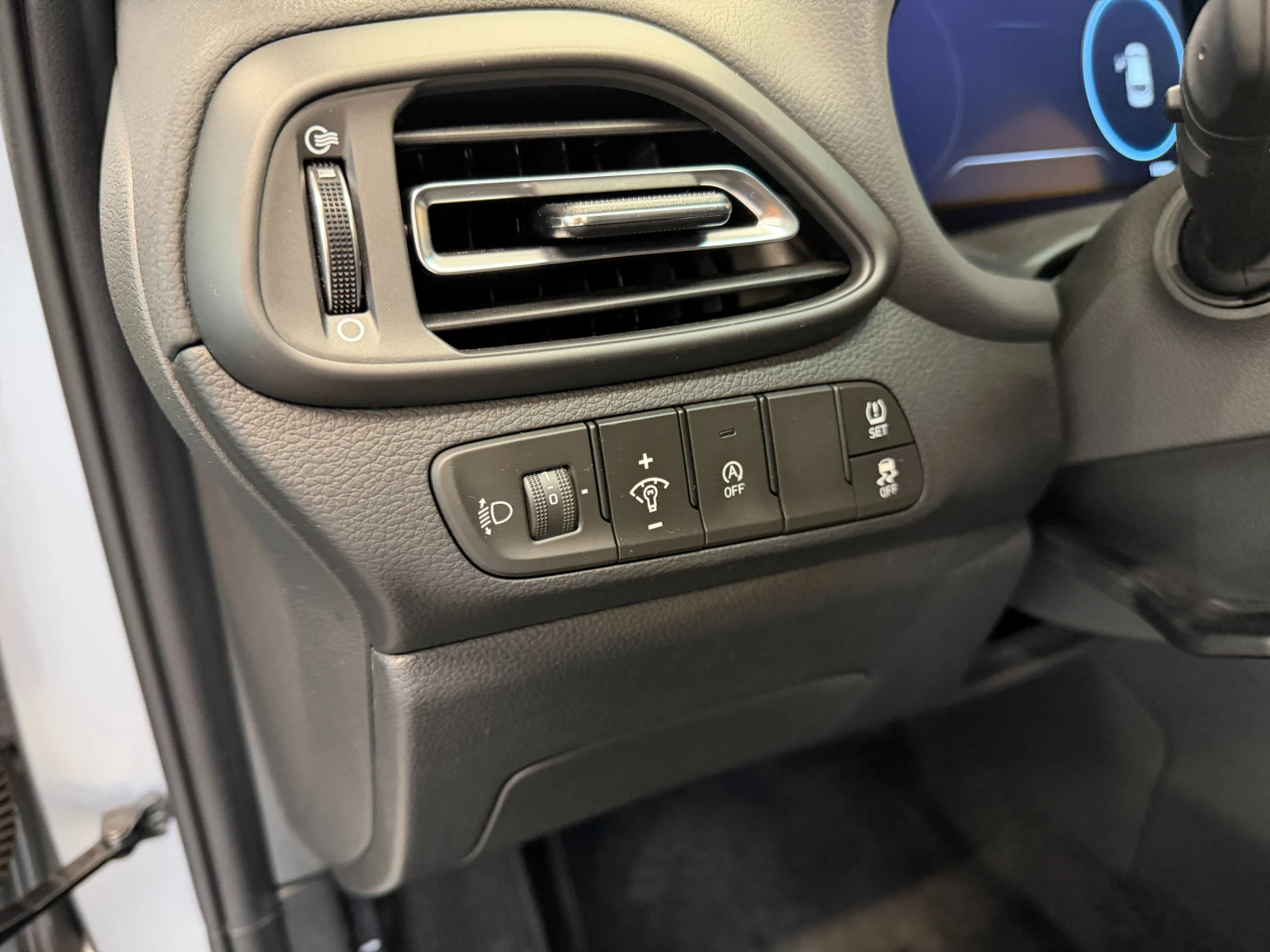 Hyundai I30 EXCLUSIVE, снимка 11 - Автомобили и джипове - 56619930