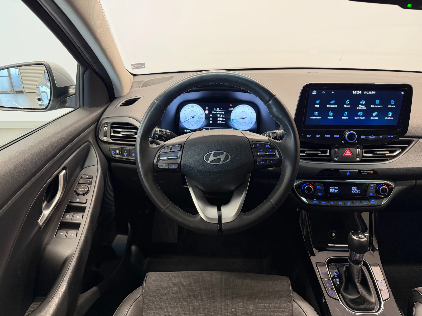 Hyundai I30 EXCLUSIVE, снимка 12 - Автомобили и джипове - 56619930