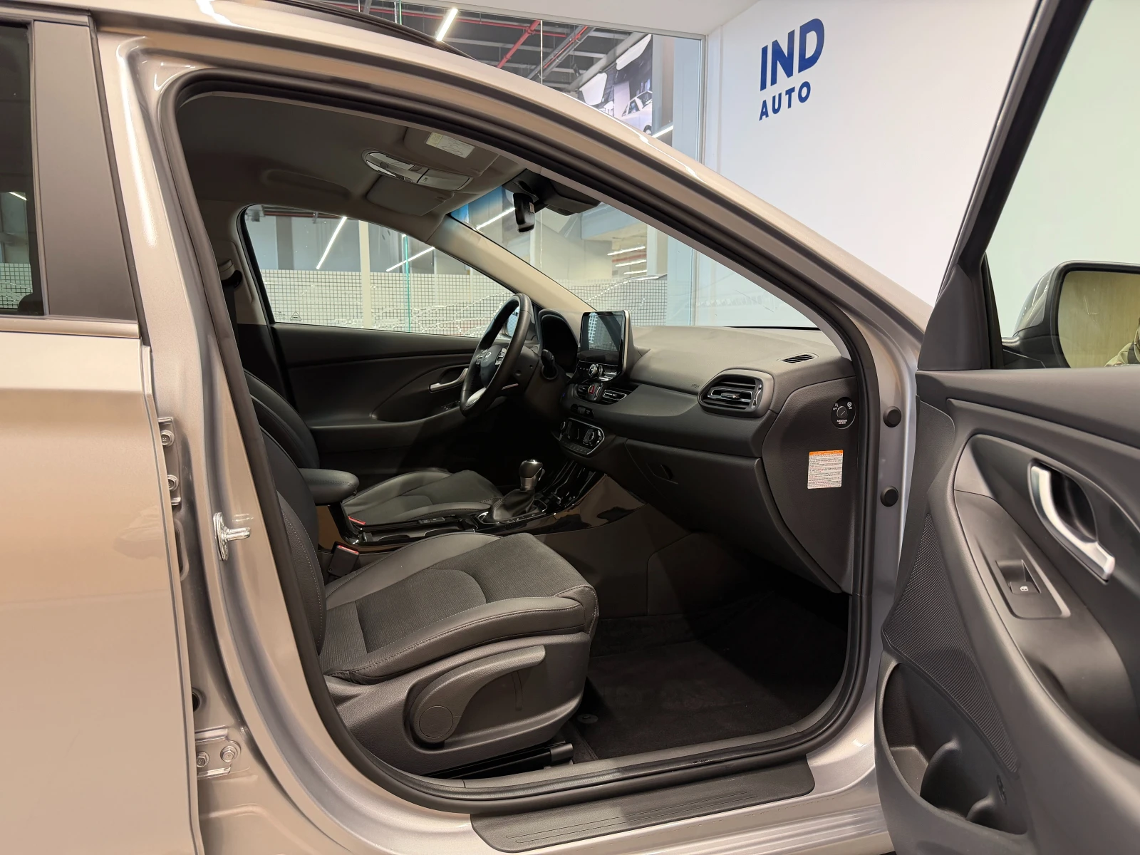 Hyundai I30 EXCLUSIVE, снимка 17 - Автомобили и джипове - 56619930
